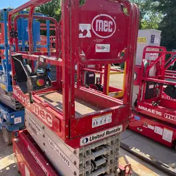 2018 MEC MICRO 19 Scissor Lift