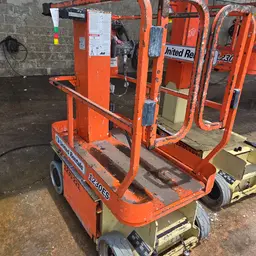 2017 JLG 1230ES Self-Propelled One-Person Lift