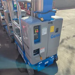 2018 Genie GR-20 Self-Propelled One-Person Lift